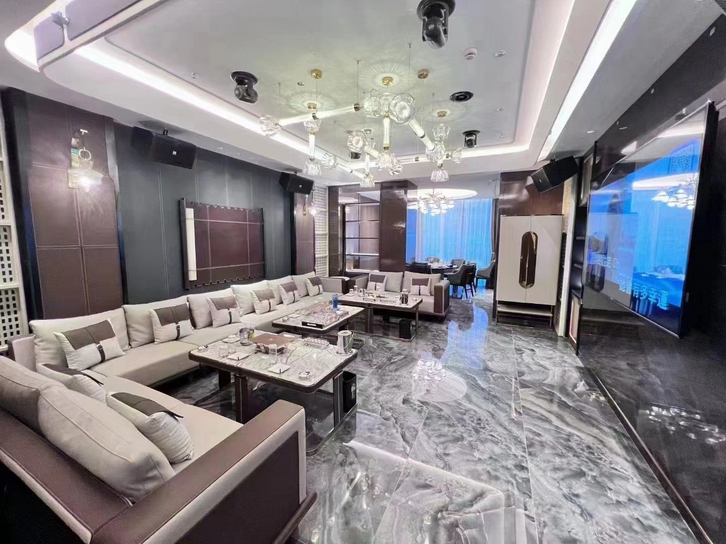 新乡商务KTV：中低端不同-凤泉区ktv预定